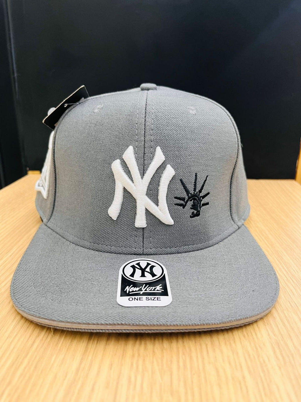 Gorra NY plana